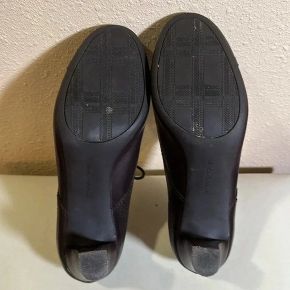 Etienne Aigner Size 8M - Picture 7 of 9